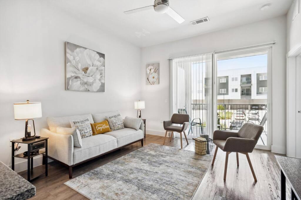 Luxurious 1Bd Apt In Austin Suburb フラッガービル エクステリア 写真