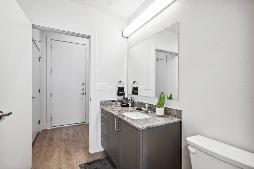 Luxurious 1Bd Apt In Austin Suburb フラッガービル エクステリア 写真